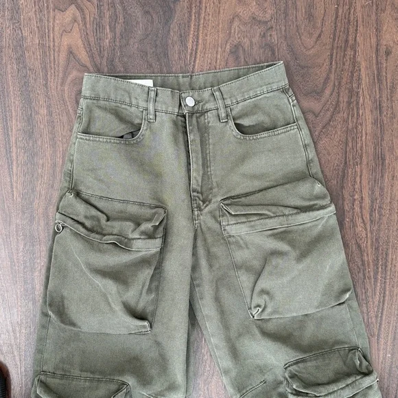 Zara Cargo Pants - Picture 2 of 4